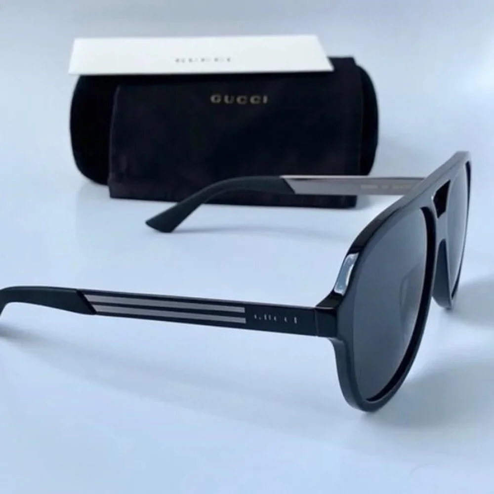 Authentic- New - Gucci Men’s Sunglasses GG0688S 001 Black/ Gray